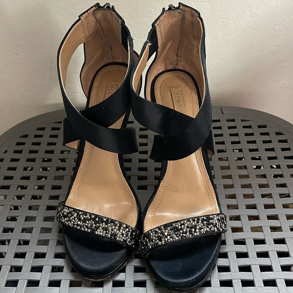 BCBG MAXAZRIA Elyse Satin heels - Picture 2 of 10